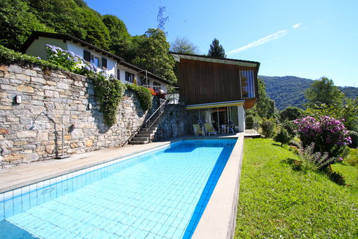 Villa mit Pool im Tessin mieten